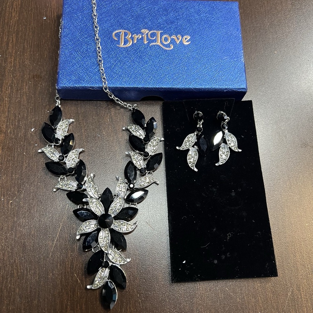 BriLove Womens Wedding Bridal Crystal Marquise-Shape Leaf Flower Necklace Set